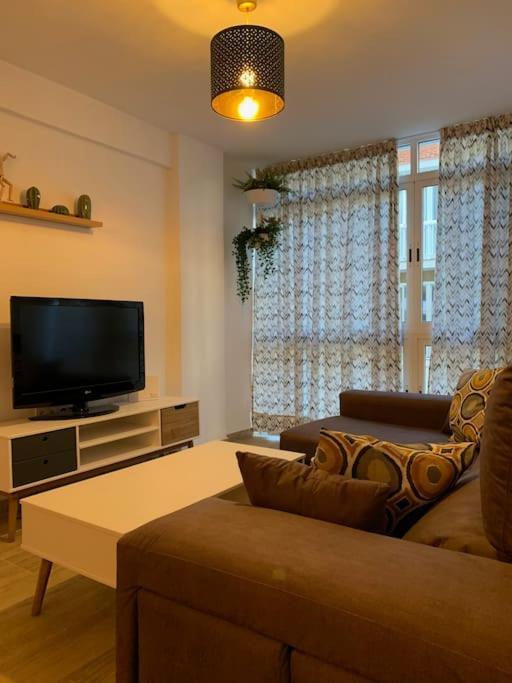 Ideal Apartamento En El Barrio De Las Delicias Малага Экстерьер фото